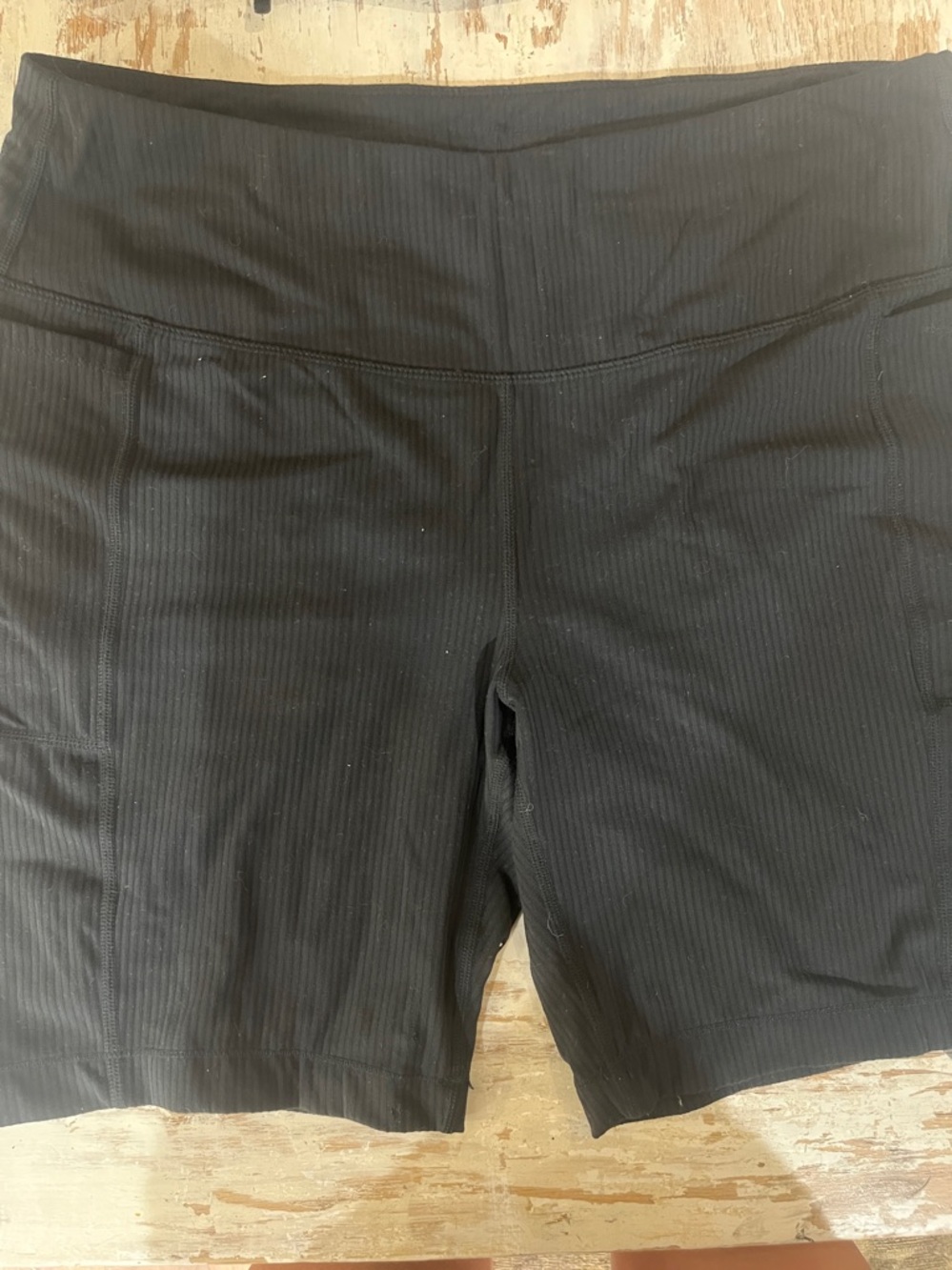 Mondetta black ribbed Stretch biker compression shorts. Size XL